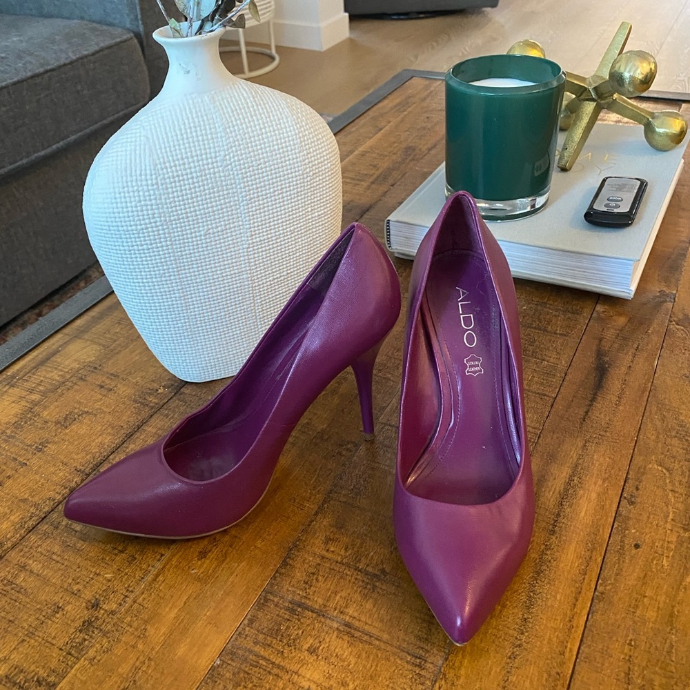 Aldo magenta pumps